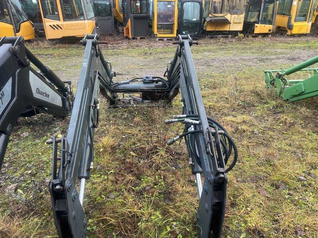 Ålö Quicke Q950 lastare - Încarcator frontal pentru tractor: Foto 4 Ålö Quicke Q950 lastare - Încarcator frontal pentru tractor: Foto 4