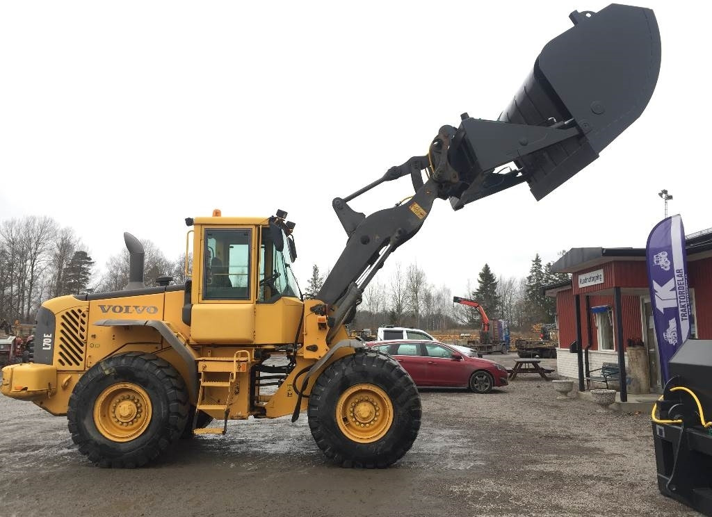 Högtippande Skopa 5 Kubik Hightipp - Cupă incărcător pentru Utilaje constructii: Foto 3 Högtippande Skopa 5 Kubik Hightipp - Cupă incărcător pentru Utilaje constructii: Foto 3