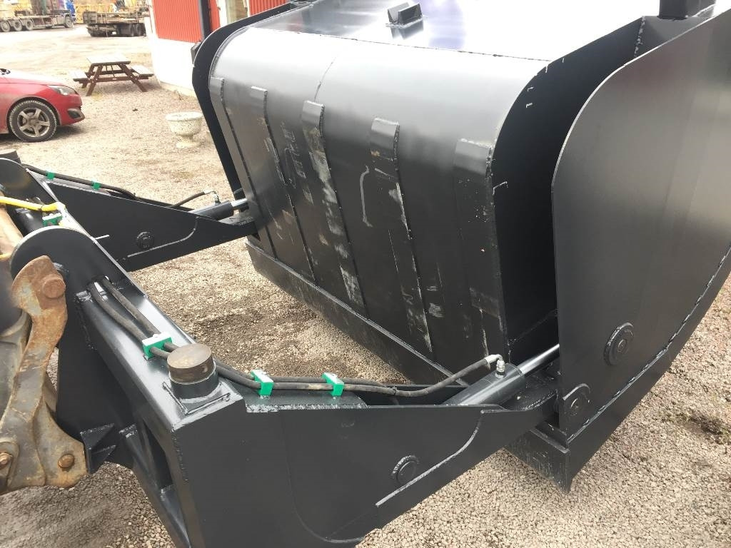 Högtippande Skopa 5 Kubik Hightipp - Cupă incărcător pentru Utilaje constructii: Foto 4 Högtippande Skopa 5 Kubik Hightipp - Cupă incărcător pentru Utilaje constructii: Foto 4