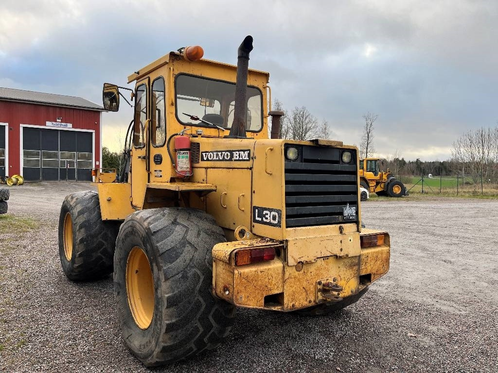 Volvo BM L 30 Dismantled. Only spare parts - Încărcător frontal pe pneuri: Foto 3 Volvo BM L 30 Dismantled. Only spare parts - Încărcător frontal pe pneuri: Foto 3