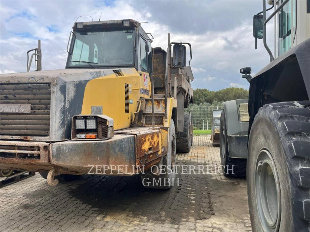 Komatsu HM300-2 - Camion articulat: Foto 1 Komatsu HM300-2 - Camion articulat: Foto 1