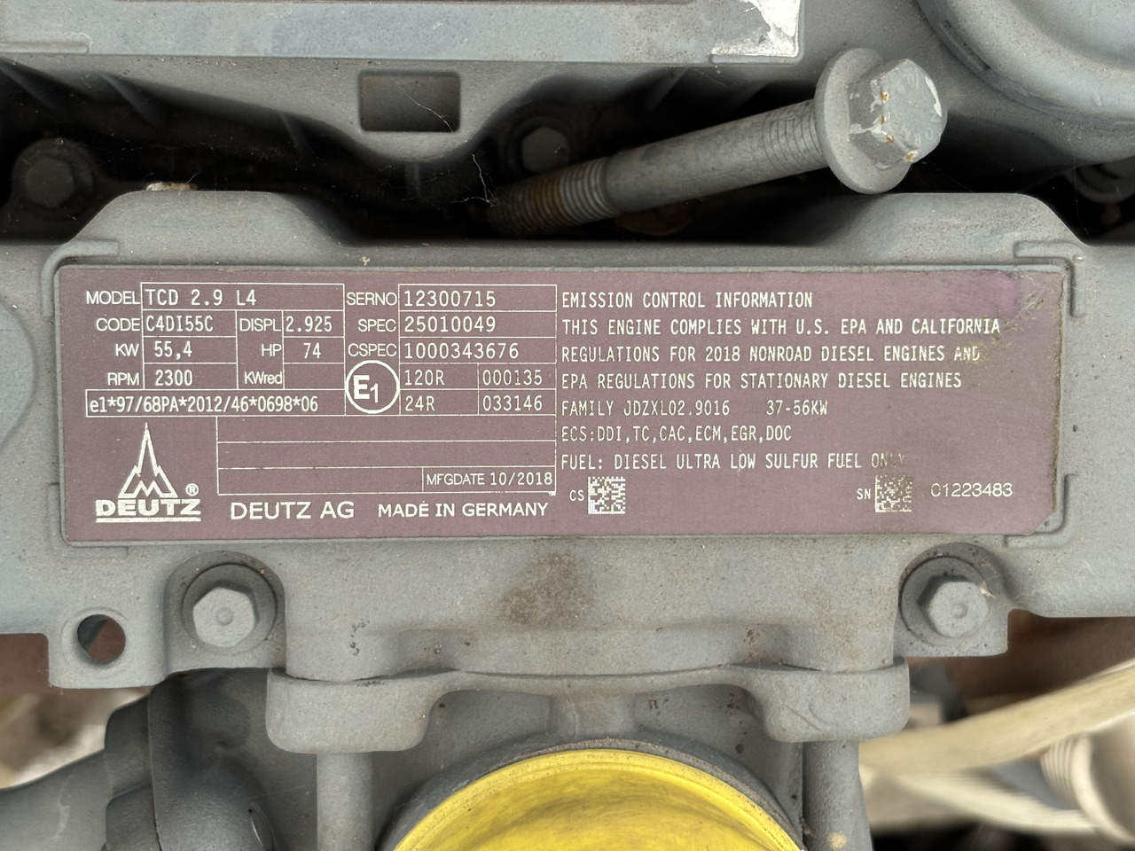 DEUTZ TD2.9L4-C4DI55C TD 2.9 L4 C4DI55C Silnik Kompletny - Motor pentru Utilaje constructii: Foto 5 DEUTZ TD2.9L4-C4DI55C TD 2.9 L4 C4DI55C Silnik Kompletny - Motor pentru Utilaje constructii: Foto 5