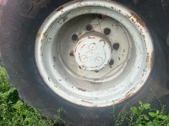 Manitou Felga Felgi 20 cali , 405/70-20 - Jantă pentru Utilaje agricole: Foto 4 Manitou Felga Felgi 20 cali , 405/70-20 - Jantă pentru Utilaje agricole: Foto 4