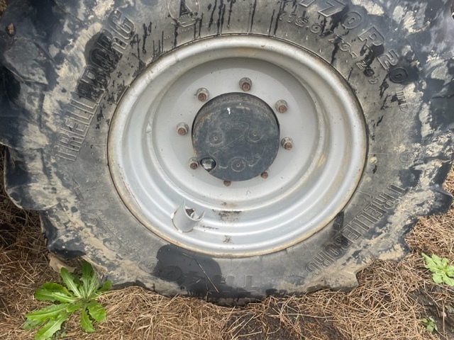 Manitou deutz fahr Agrovector felgi 20 cali - Jantă pentru Utilaje agricole: Foto 4 Manitou deutz fahr Agrovector felgi 20 cali - Jantă pentru Utilaje agricole: Foto 4