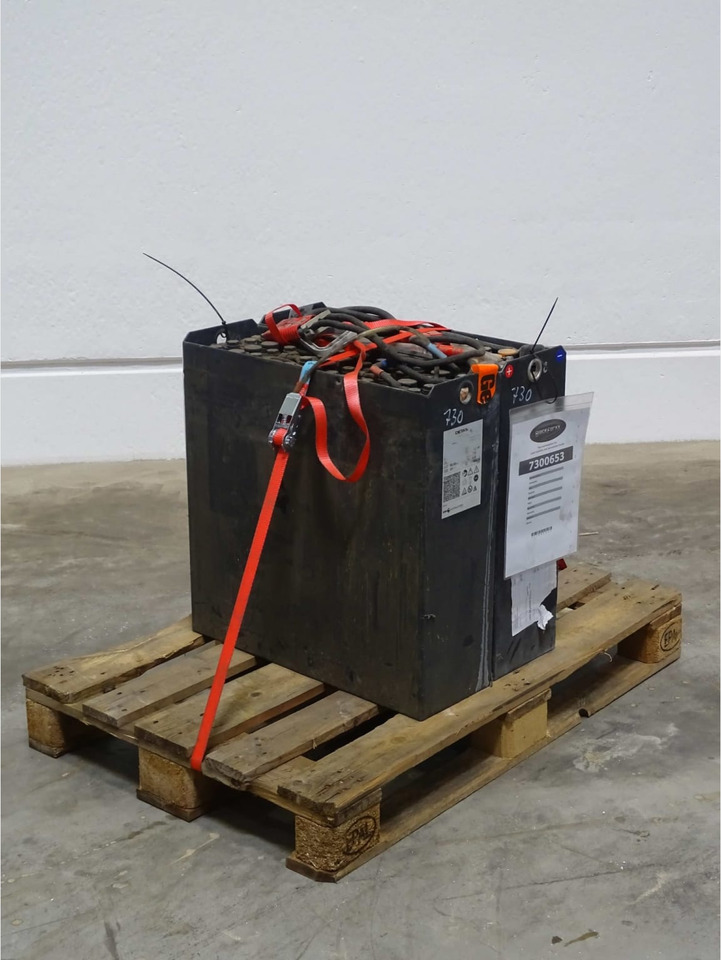 Battery Package 2x Batteries - Acumulator pentru Stivuitor: Foto 1 Battery Package 2x Batteries - Acumulator pentru Stivuitor: Foto 1