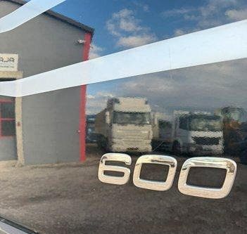 Volvo FH16-600. Euro 5 - Camion platformă: Foto 3 Volvo FH16-600. Euro 5 - Camion platformă: Foto 3