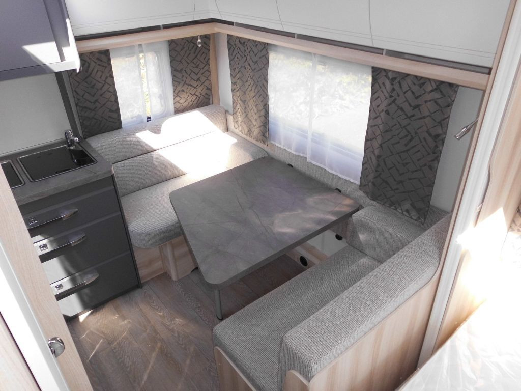 Hobby De Luxe 400 SFe 2025 1500kg. Hobby De Luxe 400 SFe Lagerabverkauf! - Rulotă: Foto 5 Hobby De Luxe 400 SFe 2025 1500kg. Hobby De Luxe 400 SFe Lagerabverkauf! - Rulotă: Foto 5