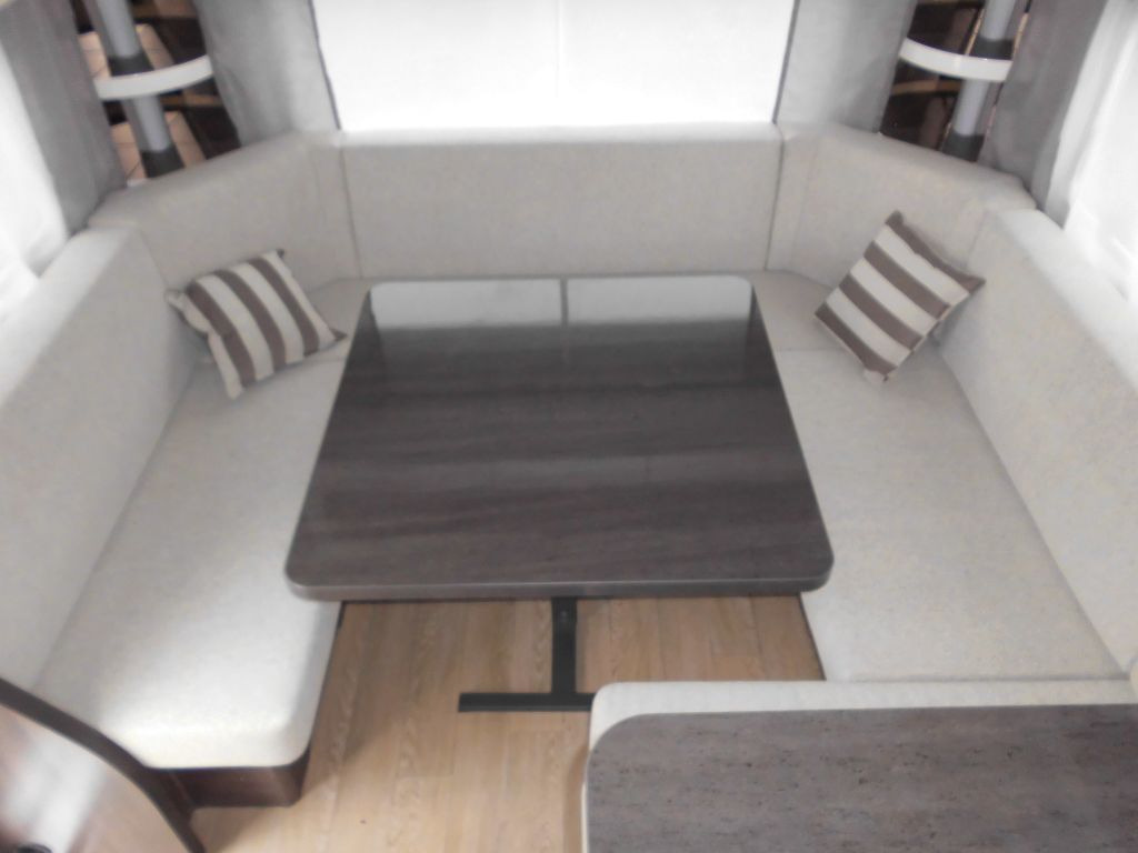 Hobby Prestige 620 CL 2026 2500kg. AUTARK GAS+DUO - Rulotă: Foto 5 Hobby Prestige 620 CL 2026 2500kg. AUTARK GAS+DUO - Rulotă: Foto 5