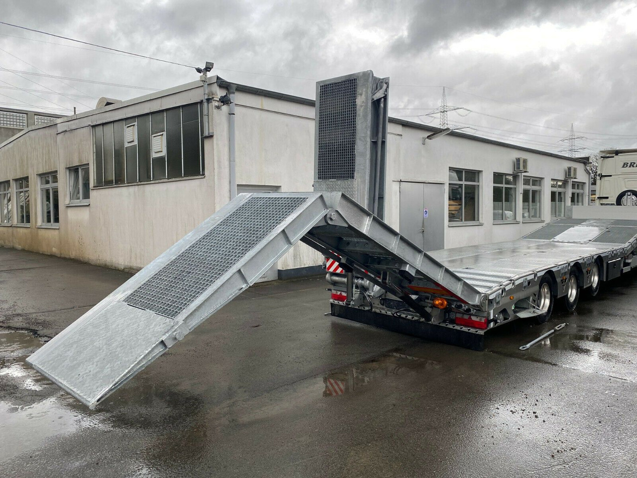 VEGA Verzinkt+LIFT+LENKACHSE+LED - Semiremorcă transport agabaritic: Foto 2 VEGA Verzinkt+LIFT+LENKACHSE+LED - Semiremorcă transport agabaritic: Foto 2