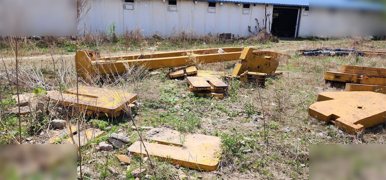 1990 KOMATSU D155C - Lansator de conducte: Foto 5 1990 KOMATSU D155C - Lansator de conducte: Foto 5