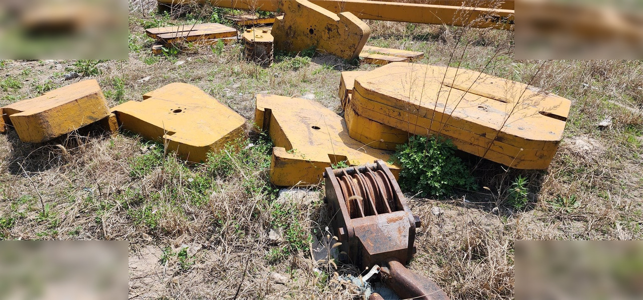 1990 KOMATSU D155C - Lansator de conducte: Foto 2 1990 KOMATSU D155C - Lansator de conducte: Foto 2