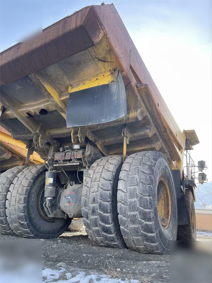 2011 KOMATSU HD465-7 - Camion minier: Foto 5 2011 KOMATSU HD465-7 - Camion minier: Foto 5
