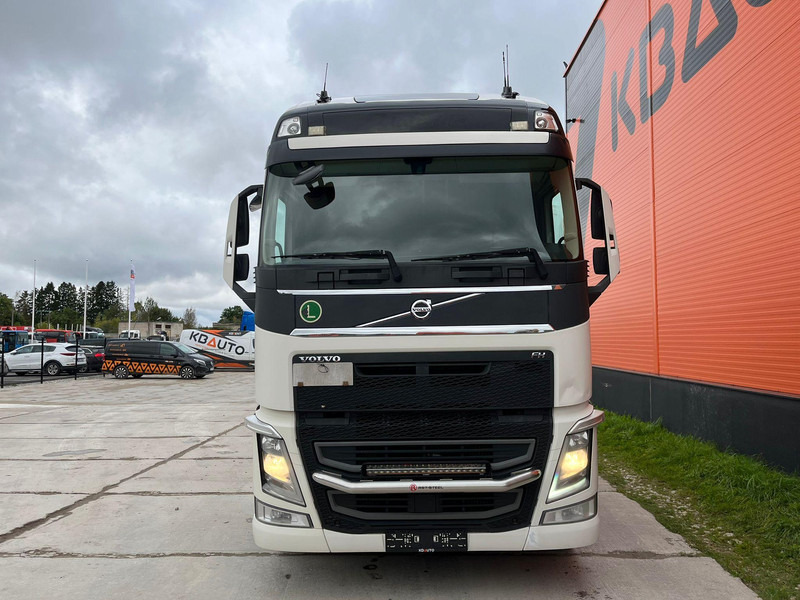 Volvo FH 500 6x2 GLOBE XL / DOUBLE BOGIE - Cap tractor: Foto 3 Volvo FH 500 6x2 GLOBE XL / DOUBLE BOGIE - Cap tractor: Foto 3