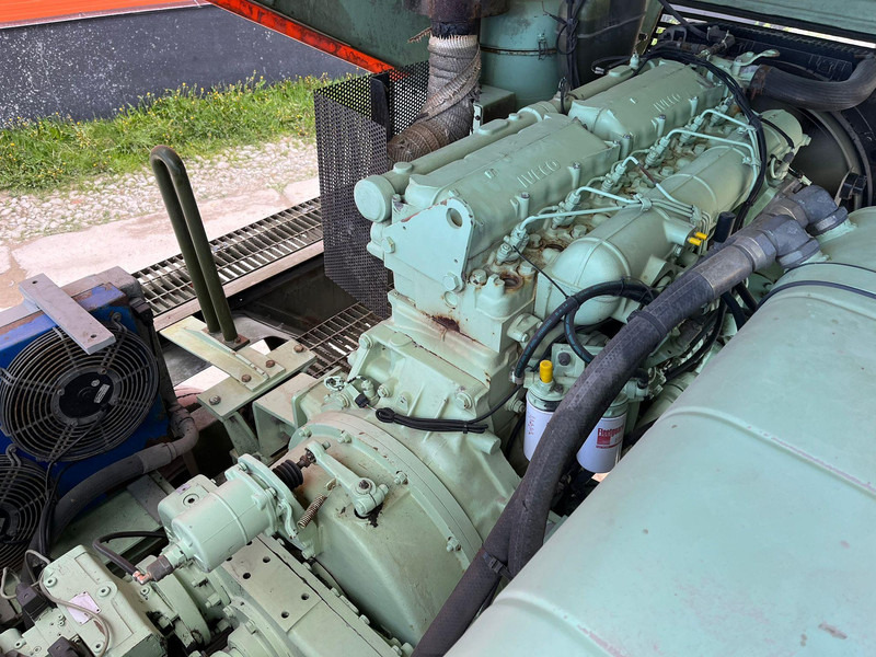 Măturătoare stradală Iveco Fresia F 2000 4x4 SNOW PLOW / BROOM / BLOWER: Foto 16