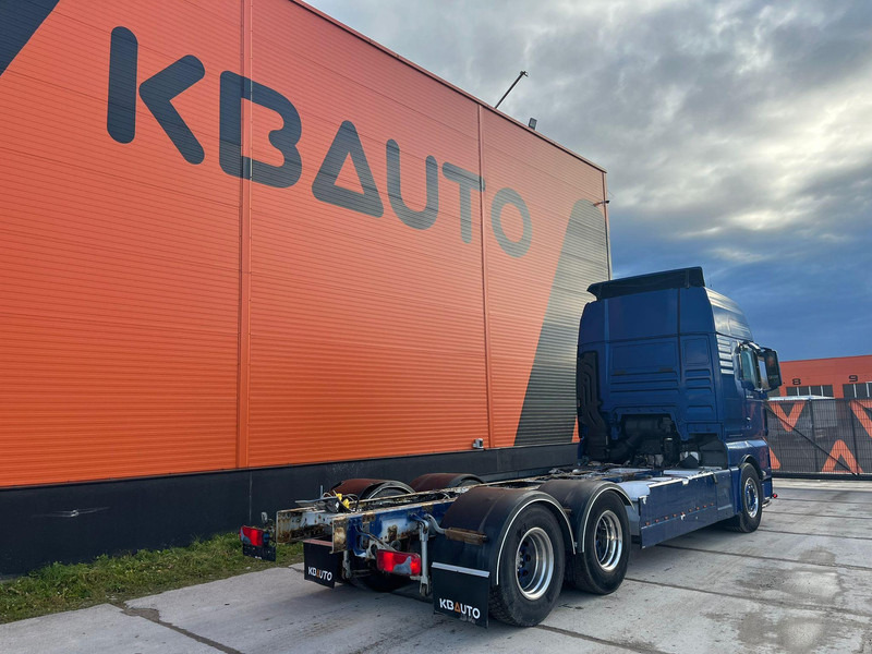 MAN TGX 33.560 6x4 CHASSIS L=6907 mm - Camion şasiu: Foto 5 MAN TGX 33.560 6x4 CHASSIS L=6907 mm - Camion şasiu: Foto 5