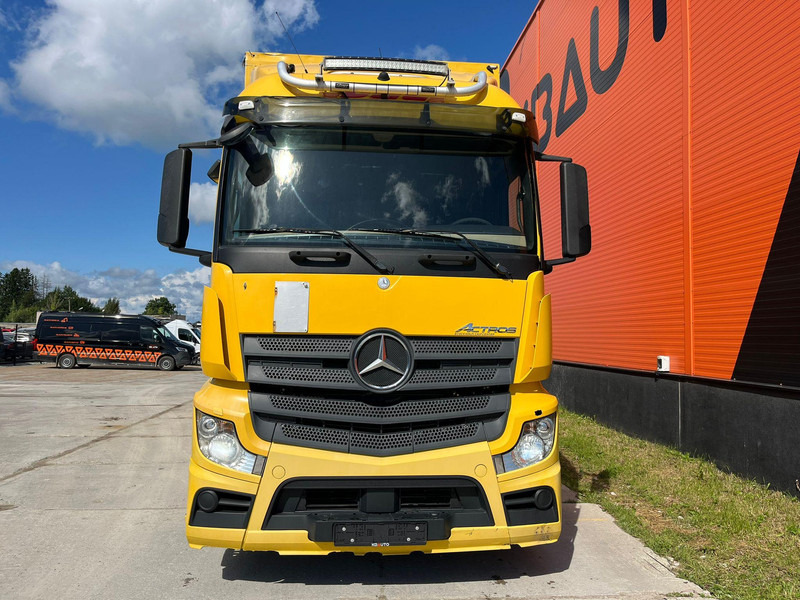 Mercedes-Benz Actros 2545 6x2*4 BOX L=7400mm - Camion furgon: Foto 2 Mercedes-Benz Actros 2545 6x2*4 BOX L=7400mm - Camion furgon: Foto 2