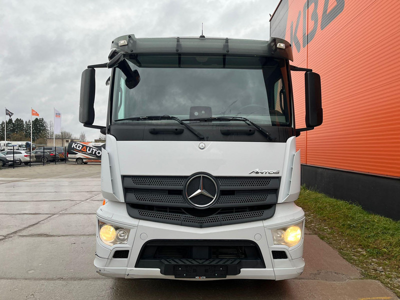 Mercedes-Benz Antos 2543 6x2*4 THERMOKING UT 800 / BOX L=7604 - Camion frigider: Foto 2 Mercedes-Benz Antos 2543 6x2*4 THERMOKING UT 800 / BOX L=7604 - Camion frigider: Foto 2