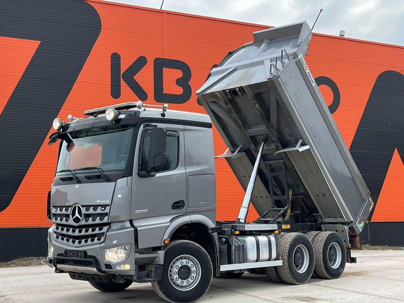Mercedes-Benz Arocs 2658 6x4 RETARDER / FULL STEEL / BOX L=4633 mm - Camion basculantă: Foto 2 Mercedes-Benz Arocs 2658 6x4 RETARDER / FULL STEEL / BOX L=4633 mm - Camion basculantă: Foto 2
