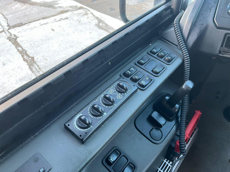 Autobuz urban Scania K 320 Citywide LE 4x2 40 SEATS / AC / AUXILIARY HEATER / WHEELCHAIR RAMP: Foto 14