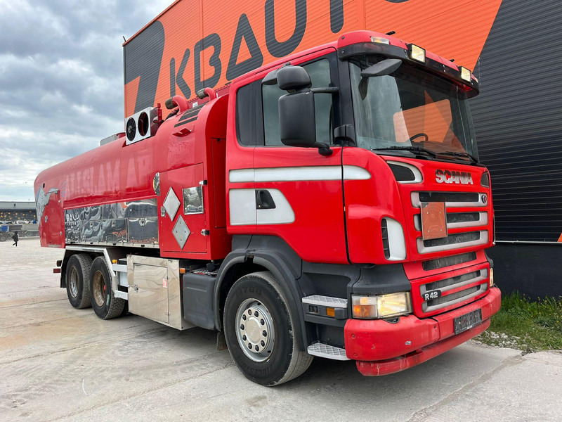 Scania R 420 6x2 ADR / STAINLESS STEEL TANK 9500 l / FULL STEEL SUSPENSION - Camion cisternă: Foto 4 Scania R 420 6x2 ADR / STAINLESS STEEL TANK 9500 l / FULL STEEL SUSPENSION - Camion cisternă: Foto 4