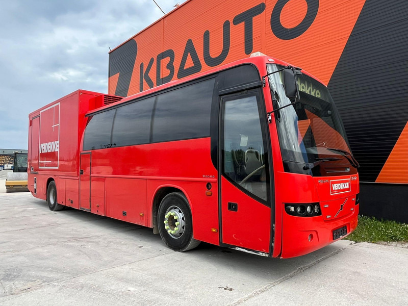 Volvo B12M 4x2 14 SEATS / AC / AUXILIARY HEATING / WC / KITCHEN - Autobuz interurban: Foto 3 Volvo B12M 4x2 14 SEATS / AC / AUXILIARY HEATING / WC / KITCHEN - Autobuz interurban: Foto 3