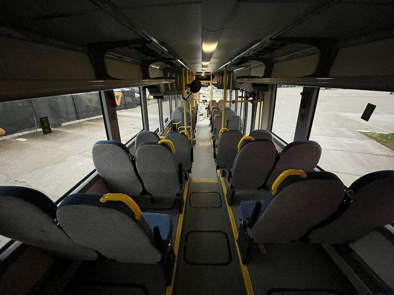 Autobuz urban Volvo B8RLE 8900 6x2 AC / AUXILIARY HEATER / WHEELCHAIR RAMP: Foto 18 Autobuz urban Volvo B8RLE 8900 6x2 AC / AUXILIARY HEATER / WHEELCHAIR RAMP: Foto 18