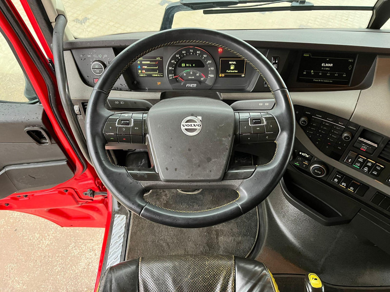 Camion forestier, Camion cu macara pentru transport de lemne Volvo FH 16 600 8x4/4 FRESH TÜV: Foto 17