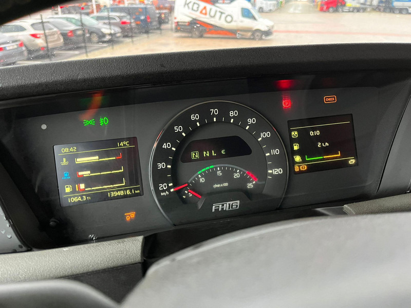 Camion forestier, Camion cu macara pentru transport de lemne Volvo FH 16 600 8x4/4 FRESH TÜV: Foto 18