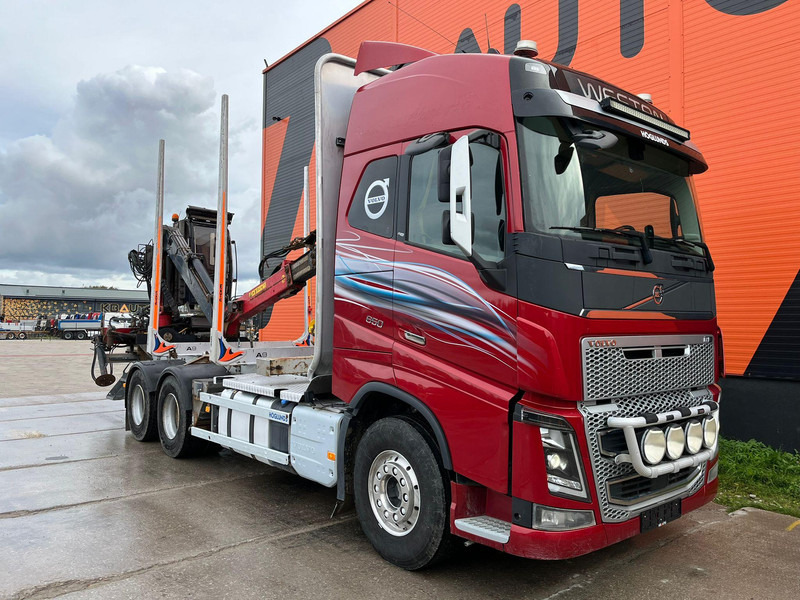 Volvo FH 16 650 6x4 Jonsered J1088ST. 96 - Camion forestier, Camion cu macara: Foto 3 Volvo FH 16 650 6x4 Jonsered J1088ST. 96 - Camion forestier, Camion cu macara: Foto 3
