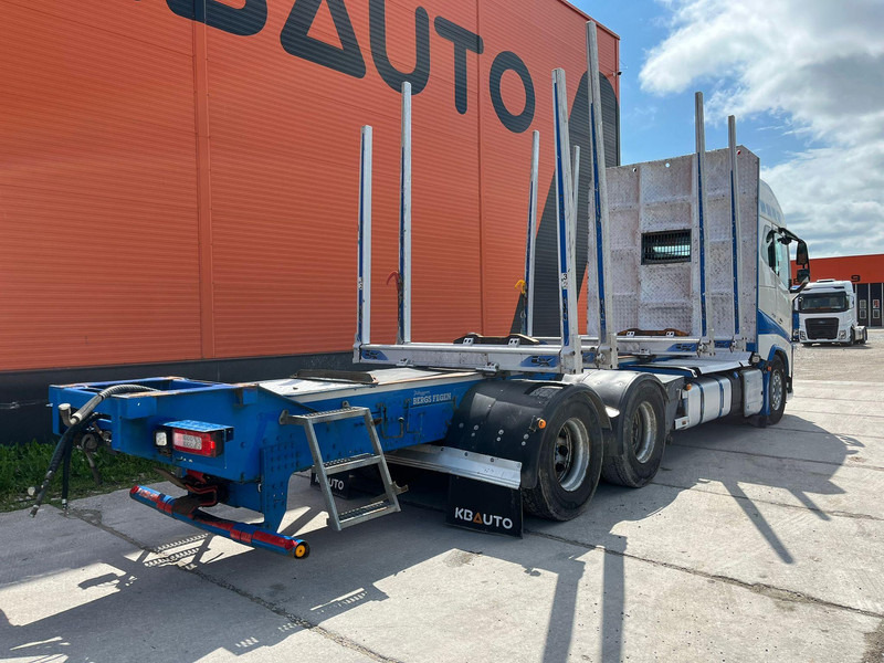 Camion forestier, Camion cu macara pentru transport de lemne Volvo FH 16 750 6x4 HYDRAULICS: Foto 5 Camion forestier, Camion cu macara pentru transport de lemne Volvo FH 16 750 6x4 HYDRAULICS: Foto 5