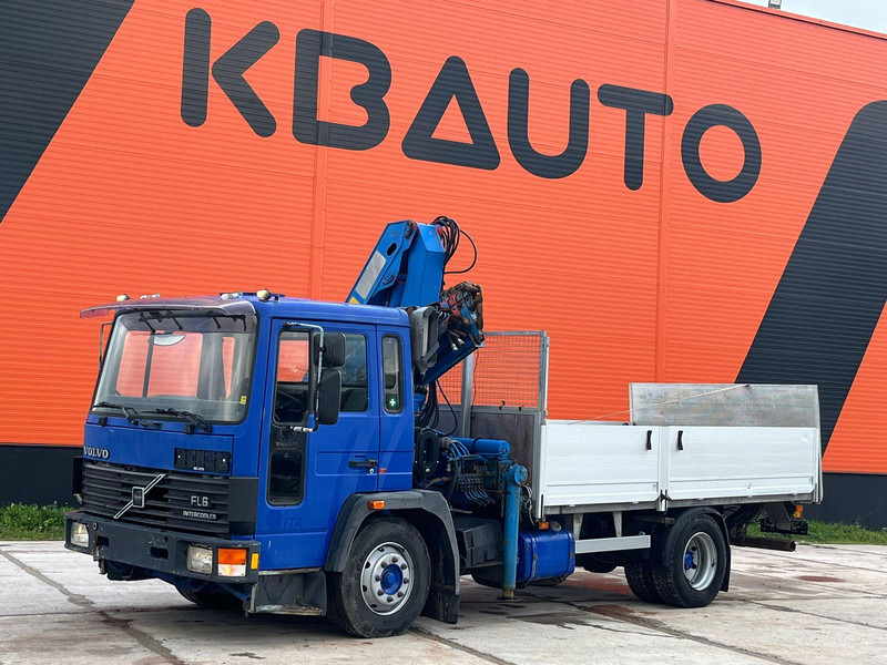 Volvo FL 608 4x2 PK 8200 / BOX L=4249 mm - Camion platformă, Camion cu macara: Foto 2 Volvo FL 608 4x2 PK 8200 / BOX L=4249 mm - Camion platformă, Camion cu macara: Foto 2