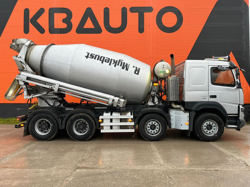 Volvo FMX 500 8x4 SARAKA HR-11 / 10 m3 + CHUTE 10 m / TANDEM AXLE LIFT - Autobetonieră: Foto 4 Volvo FMX 500 8x4 SARAKA HR-11 / 10 m3 + CHUTE 10 m / TANDEM AXLE LIFT - Autobetonieră: Foto 4