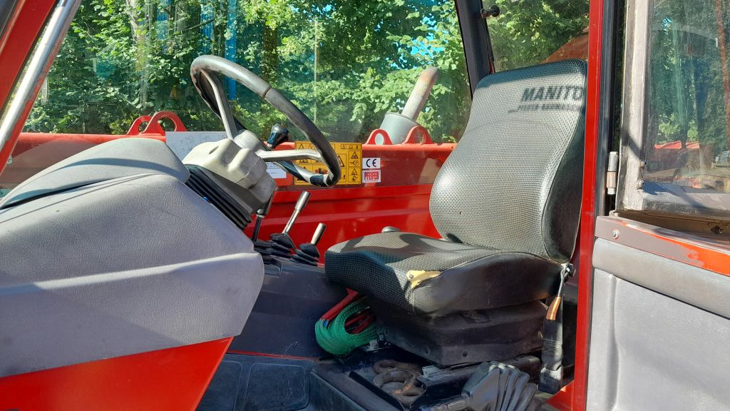 Încărcător pe roți telescopic MANITOU MT 1235S: Foto 9