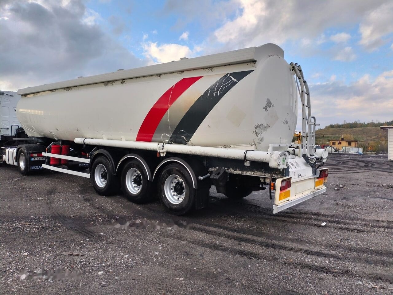 Trailor TX34 - Semiremorcă cisternă: Foto 4 Trailor TX34 - Semiremorcă cisternă: Foto 4