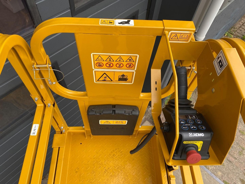 XCMG XG1008AC - Autopropulsată platformă: Foto 5 XCMG XG1008AC - Autopropulsată platformă: Foto 5