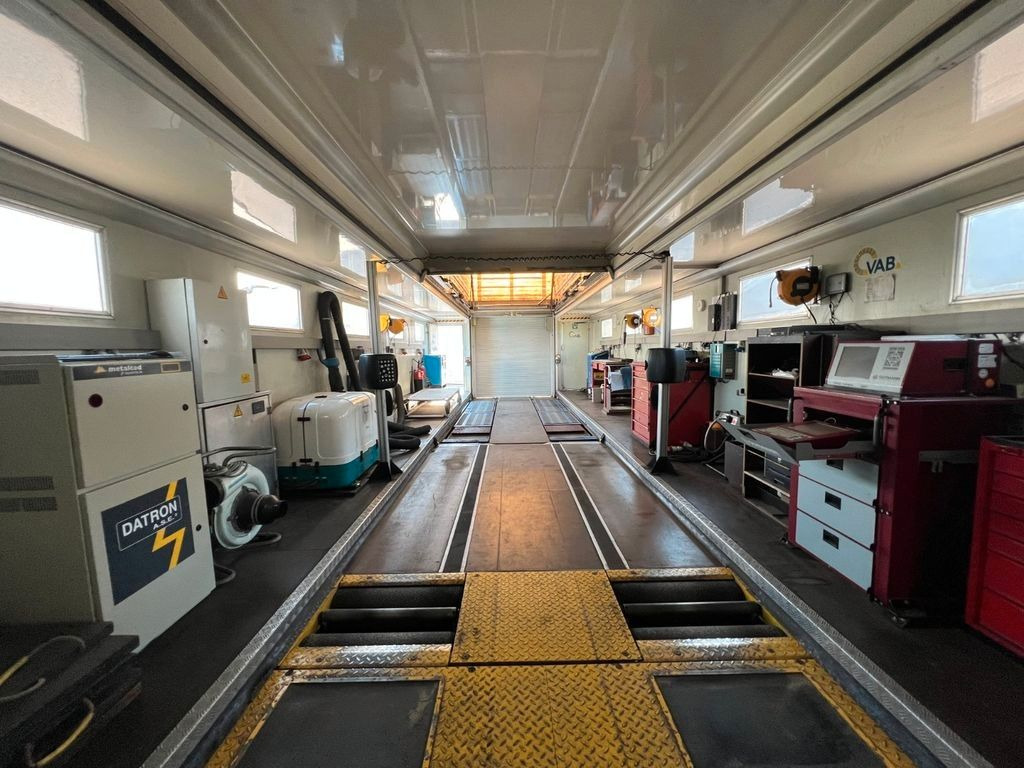 Cap tractor Mercedes-Benz Atego 1328 LS 4x2 + Diagnose Auflieger Mercedes-Benz Atego 1328 LS 4x2 + Diagnose Auflieger: Foto 15 Cap tractor Mercedes-Benz Atego 1328 LS 4x2 + Diagnose Auflieger Mercedes-Benz Atego 1328 LS 4x2 + Diagnose Auflieger: Foto 15