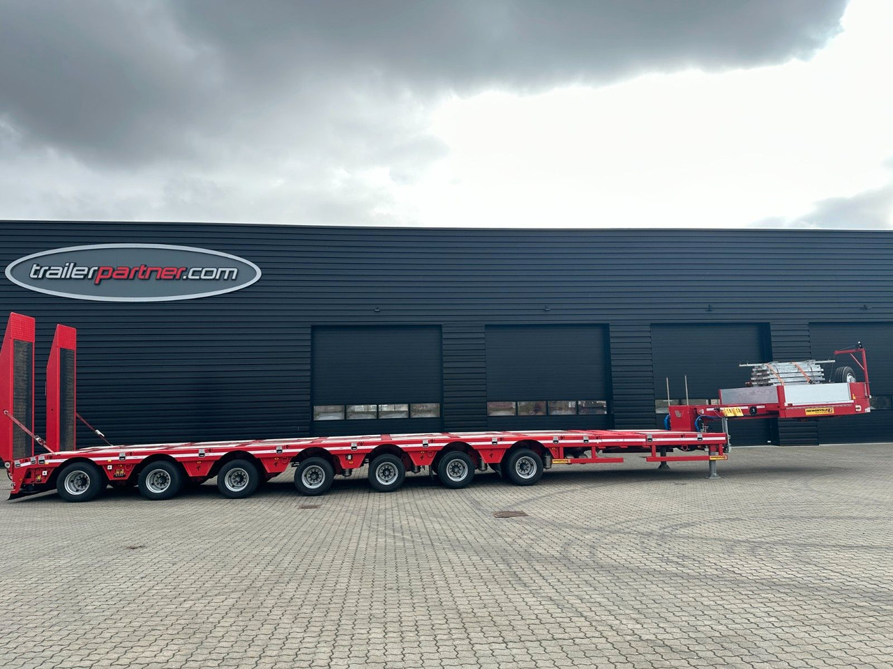 Faymonville Multimax 7 achs. tieflader / 2 x ausziehbar Faymonville Multimax 7 achs. tieflader / 2 x ausziehbar - Semiremorcă transport agabaritic: Foto 3 Faymonville Multimax 7 achs. tieflader / 2 x ausziehbar Faymonville Multimax 7 achs. tieflader / 2 x ausziehbar - Semiremorcă transport agabaritic: Foto 3