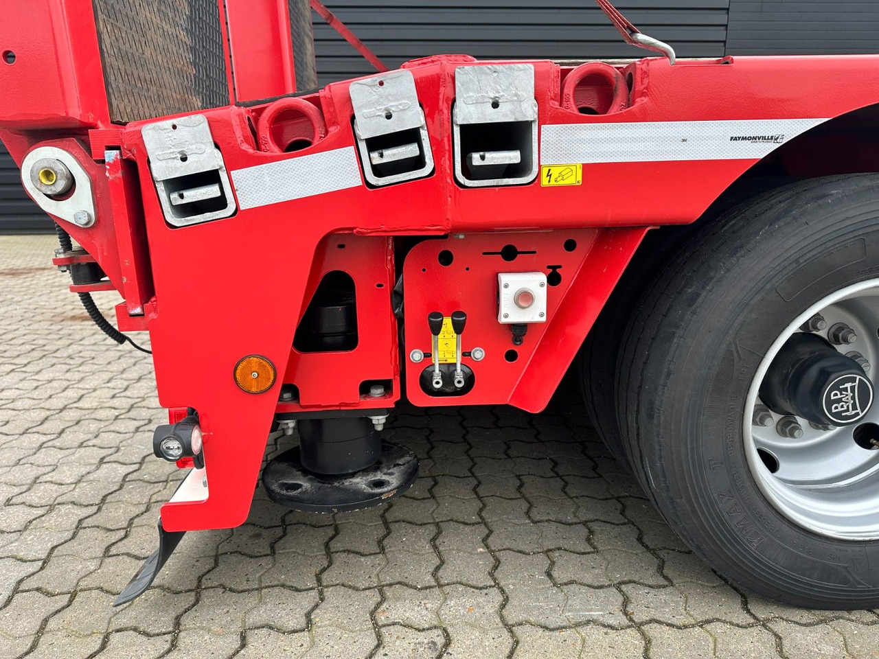 Faymonville Multimax 7 achs. tieflader / 2 x ausziehbar Faymonville Multimax 7 achs. tieflader / 2 x ausziehbar - Semiremorcă transport agabaritic: Foto 5 Faymonville Multimax 7 achs. tieflader / 2 x ausziehbar Faymonville Multimax 7 achs. tieflader / 2 x ausziehbar - Semiremorcă transport agabaritic: Foto 5