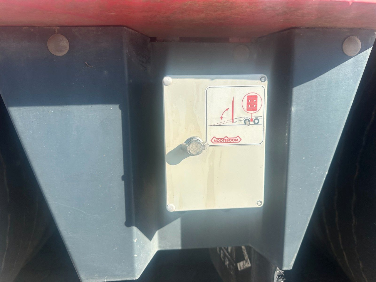 Nooteboom 4 achs anhänger / Doppelt rampen - Remorcă transport agabaritic: Foto 5 Nooteboom 4 achs anhänger / Doppelt rampen - Remorcă transport agabaritic: Foto 5