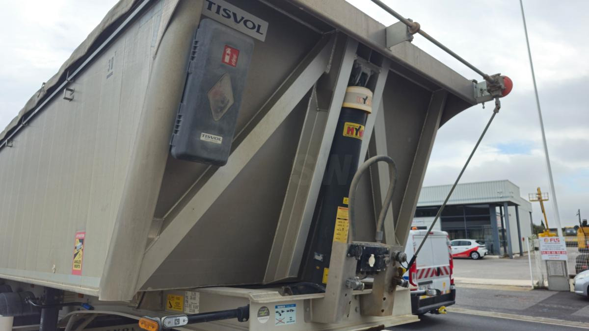 Tisvol Benne - Semiremorcă basculantă: Foto 3 Tisvol Benne - Semiremorcă basculantă: Foto 3