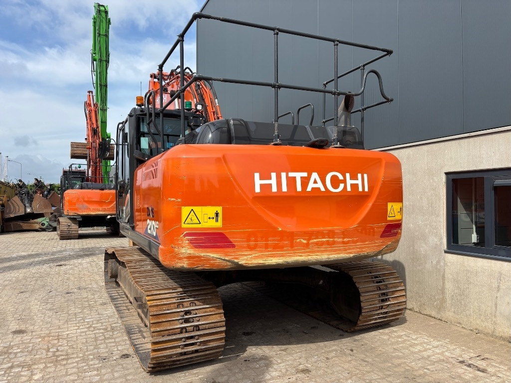 Hitachi ZX 210 LC-6 - ZX210 - Excavator pe şenile: Foto 4 Hitachi ZX 210 LC-6 - ZX210 - Excavator pe şenile: Foto 4