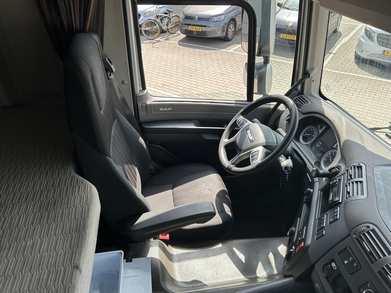 DAF CF 410 FT Space Cab / 281 dkm / Smart Tacho V2 / APK 01-26 - Cap tractor: Foto 3 DAF CF 410 FT Space Cab / 281 dkm / Smart Tacho V2 / APK 01-26 - Cap tractor: Foto 3