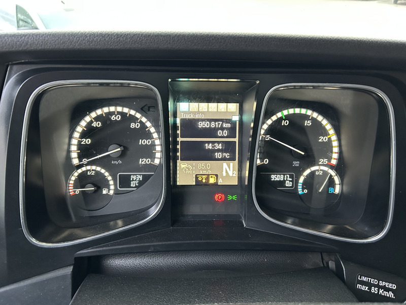 Mercedes-Benz Actros 2445 BigSpace / 950 dkm / NL Truck / APK TUV 03-26 - Cap tractor: Foto 4 Mercedes-Benz Actros 2445 BigSpace / 950 dkm / NL Truck / APK TUV 03-26 - Cap tractor: Foto 4