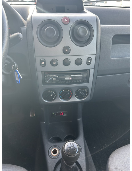 Citroën Berlingo 1.9d / 150 dkm / Frigo Box -25 gr. / APK TUV 10-26 - Autoutilitară frigorifica: Foto 5 Citroën Berlingo 1.9d / 150 dkm / Frigo Box -25 gr. / APK TUV 10-26 - Autoutilitară frigorifica: Foto 5