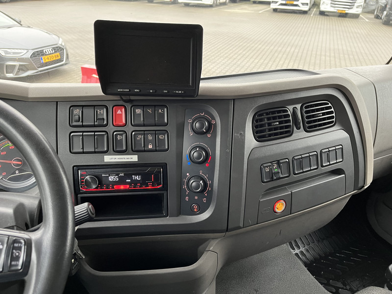 DAF LF 180 FA Euro 6 / 12 Ton / 347 dkm / Box / LBW - Camion furgon: Foto 5 DAF LF 180 FA Euro 6 / 12 Ton / 347 dkm / Box / LBW - Camion furgon: Foto 5