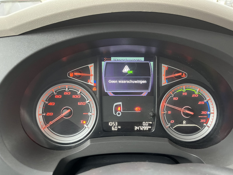 DAF LF 180 FA Euro 6 / 12 Ton / 347 dkm / Box / LBW - Camion furgon: Foto 4 DAF LF 180 FA Euro 6 / 12 Ton / 347 dkm / Box / LBW - Camion furgon: Foto 4