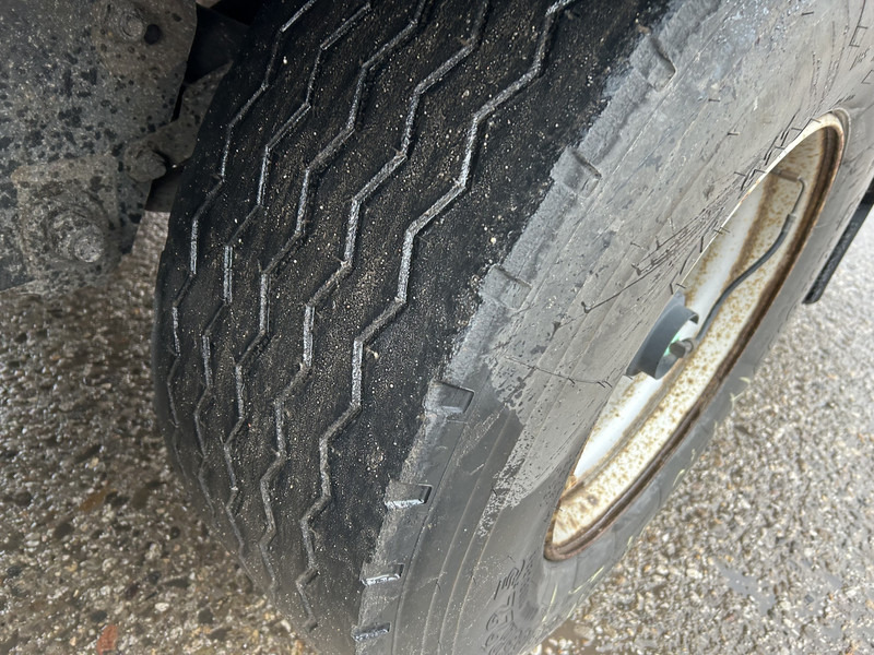 Semiremorcă prelată Krone Profi Liner / Curtainside / VALX Drum / NL Trailer: Foto 12