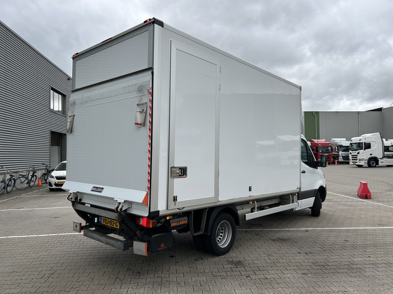Mercedes-Benz Sprinter 515 1.9 CDI / 126 dkm / Box 4.4 mtr / Laadklep / APK 07-26 - Autoutilitară box: Foto 2 Mercedes-Benz Sprinter 515 1.9 CDI / 126 dkm / Box 4.4 mtr / Laadklep / APK 07-26 - Autoutilitară box: Foto 2