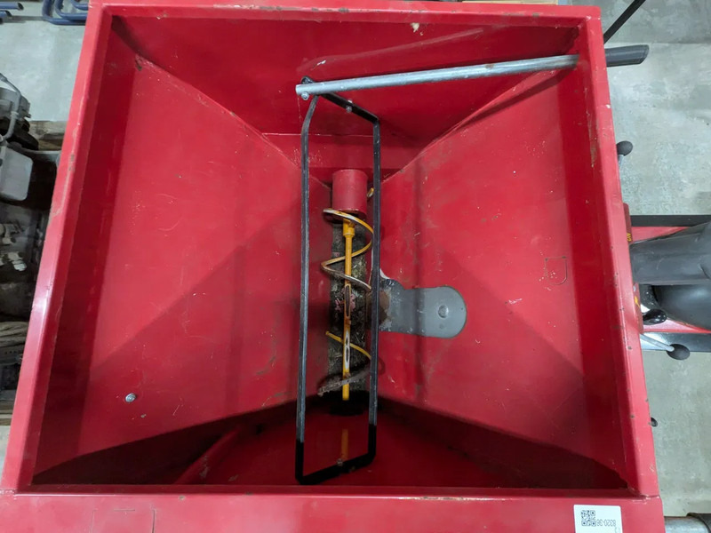 Imprastietor îngrăşăminte Bobman RS3HD10: Foto 10 Imprastietor îngrăşăminte Bobman RS3HD10: Foto 10