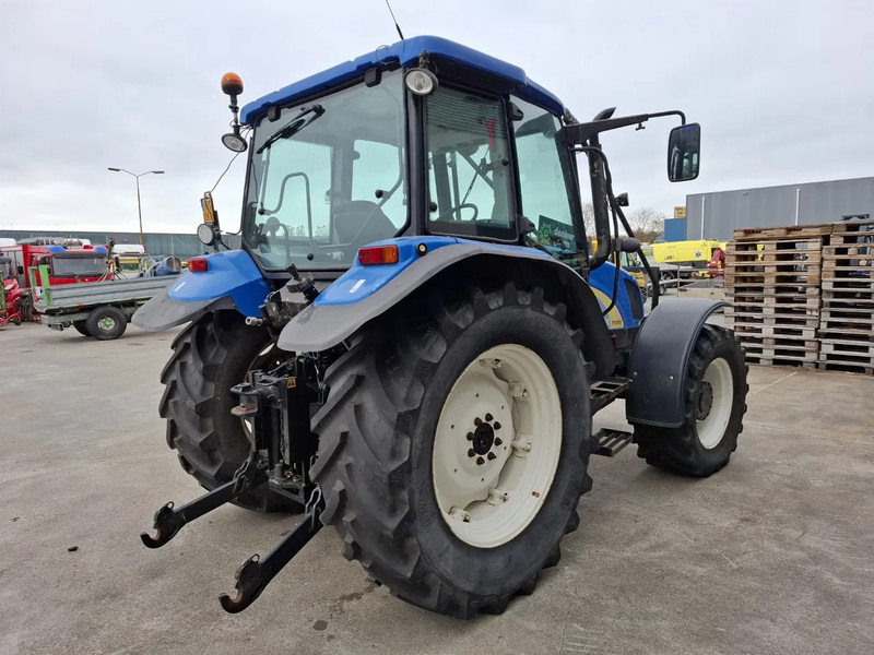 New Holland T5050 T5050 - Tractor agricol: Foto 3 New Holland T5050 T5050 - Tractor agricol: Foto 3